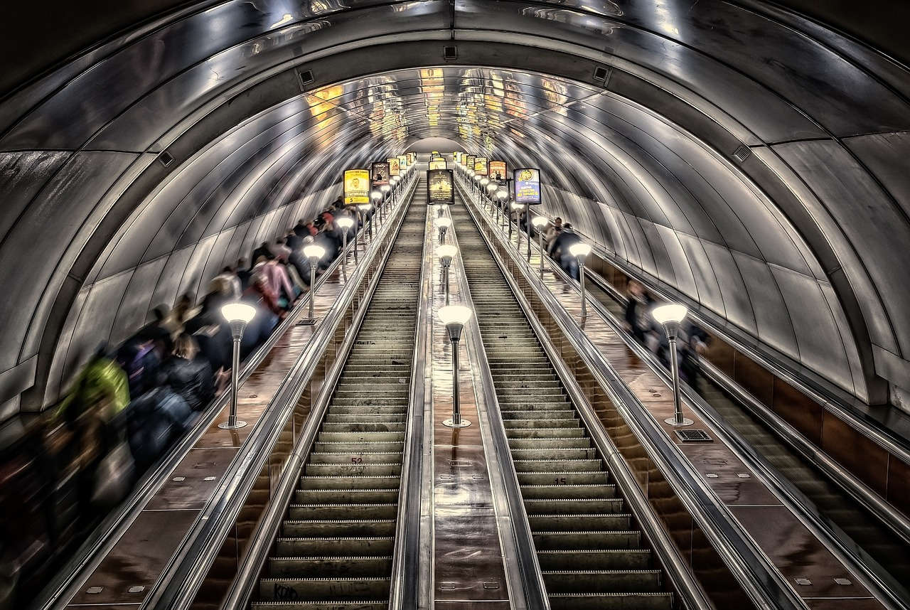 metro-3714290_1280